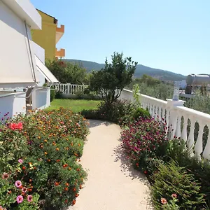 Taku Apartamento Ksamil